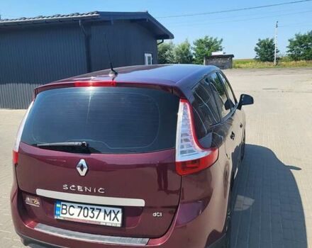 Красный Рено Гранд Сценик, объемом двигателя 1.5 л и пробегом 227 тыс. км за 10000 $, фото 4 на Automoto.ua