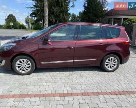 Красный Рено Гранд Сценик, объемом двигателя 1.5 л и пробегом 265 тыс. км за 8800 $, фото 2 на Automoto.ua