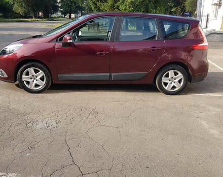 Красный Рено Гранд Сценик, объемом двигателя 1.6 л и пробегом 186 тыс. км за 10200 $, фото 15 на Automoto.ua