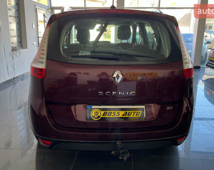 Красный Рено Гранд Сценик, объемом двигателя 1.5 л и пробегом 135 тыс. км за 12350 $, фото 5 на Automoto.ua