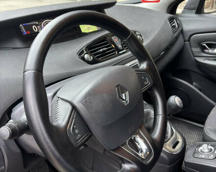 Червоний Рено Гранд Сценік, об'ємом двигуна 1.6 л та пробігом 280 тис. км за 7500 $, фото 14 на Automoto.ua