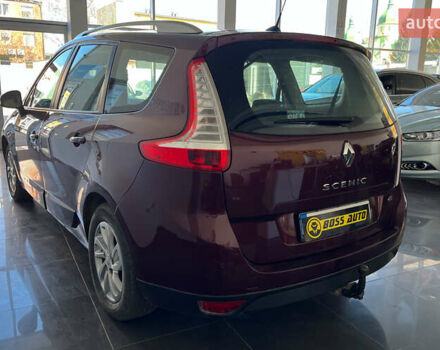 Красный Рено Гранд Сценик, объемом двигателя 1.5 л и пробегом 135 тыс. км за 12350 $, фото 4 на Automoto.ua