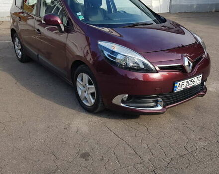Красный Рено Гранд Сценик, объемом двигателя 1.6 л и пробегом 186 тыс. км за 10200 $, фото 1 на Automoto.ua