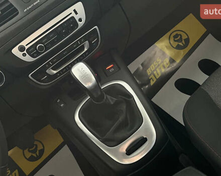 Красный Рено Гранд Сценик, объемом двигателя 1.5 л и пробегом 135 тыс. км за 12350 $, фото 20 на Automoto.ua