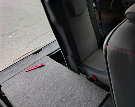 Красный Рено Гранд Сценик, объемом двигателя 1.5 л и пробегом 281 тыс. км за 7999 $, фото 29 на Automoto.ua