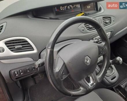 Красный Рено Гранд Сценик, объемом двигателя 1.5 л и пробегом 208 тыс. км за 9500 $, фото 8 на Automoto.ua