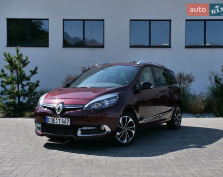 Красный Рено Гранд Сценик, объемом двигателя 1.5 л и пробегом 119 тыс. км за 12950 $, фото 1 на Automoto.ua