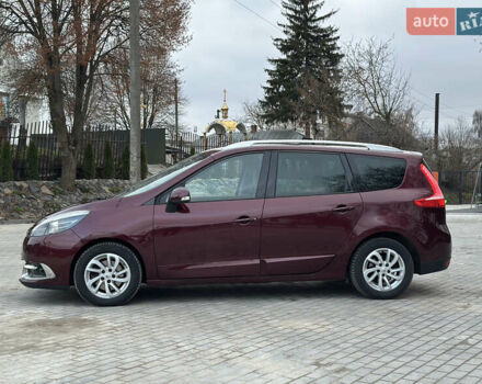 Красный Рено Гранд Сценик, объемом двигателя 1.6 л и пробегом 262 тыс. км за 8900 $, фото 2 на Automoto.ua