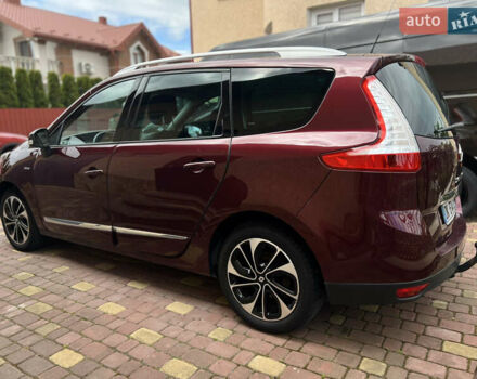 Красный Рено Гранд Сценик, объемом двигателя 1.6 л и пробегом 181 тыс. км за 10500 $, фото 8 на Automoto.ua