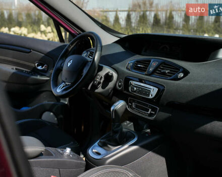 Красный Рено Гранд Сценик, объемом двигателя 1.5 л и пробегом 119 тыс. км за 12950 $, фото 21 на Automoto.ua