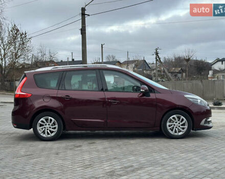 Красный Рено Гранд Сценик, объемом двигателя 1.6 л и пробегом 262 тыс. км за 8900 $, фото 6 на Automoto.ua