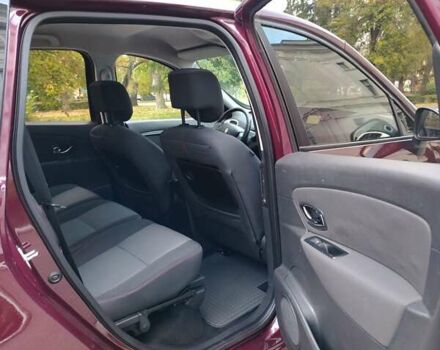 Красный Рено Гранд Сценик, объемом двигателя 1.5 л и пробегом 281 тыс. км за 7999 $, фото 22 на Automoto.ua