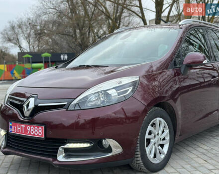 Красный Рено Гранд Сценик, объемом двигателя 1.6 л и пробегом 262 тыс. км за 8900 $, фото 7 на Automoto.ua