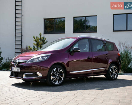 Красный Рено Гранд Сценик, объемом двигателя 1.5 л и пробегом 119 тыс. км за 12950 $, фото 6 на Automoto.ua