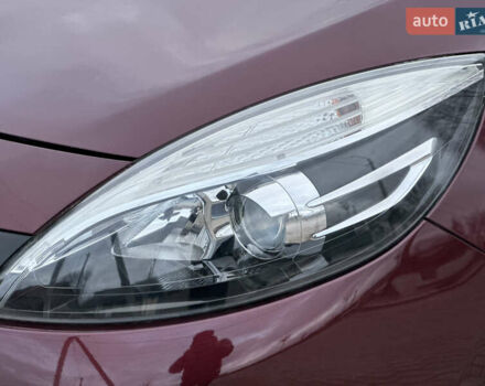 Красный Рено Гранд Сценик, объемом двигателя 1.6 л и пробегом 262 тыс. км за 8900 $, фото 14 на Automoto.ua