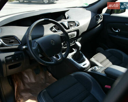 Красный Рено Гранд Сценик, объемом двигателя 1.5 л и пробегом 119 тыс. км за 12950 $, фото 27 на Automoto.ua