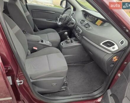 Красный Рено Гранд Сценик, объемом двигателя 1.5 л и пробегом 208 тыс. км за 9500 $, фото 14 на Automoto.ua