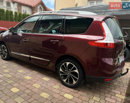 Красный Рено Гранд Сценик, объемом двигателя 1.6 л и пробегом 181 тыс. км за 10500 $, фото 7 на Automoto.ua