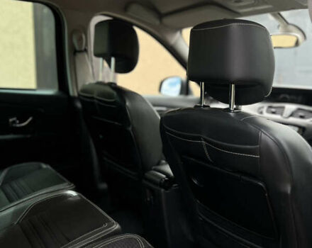 Красный Рено Гранд Сценик, объемом двигателя 1.6 л и пробегом 181 тыс. км за 10500 $, фото 34 на Automoto.ua