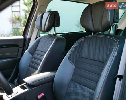 Красный Рено Гранд Сценик, объемом двигателя 1.5 л и пробегом 119 тыс. км за 12950 $, фото 25 на Automoto.ua