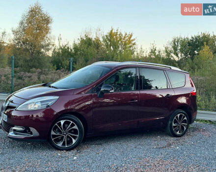 Красный Рено Гранд Сценик, объемом двигателя 1.5 л и пробегом 202 тыс. км за 9350 $, фото 14 на Automoto.ua