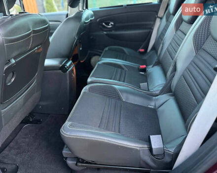 Красный Рено Гранд Сценик, объемом двигателя 1.5 л и пробегом 202 тыс. км за 9350 $, фото 68 на Automoto.ua