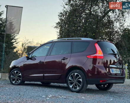 Красный Рено Гранд Сценик, объемом двигателя 1.5 л и пробегом 202 тыс. км за 9350 $, фото 43 на Automoto.ua