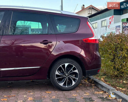 Красный Рено Гранд Сценик, объемом двигателя 1.46 л и пробегом 290 тыс. км за 10300 $, фото 4 на Automoto.ua