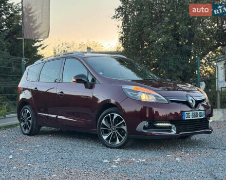 Красный Рено Гранд Сценик, объемом двигателя 1.5 л и пробегом 202 тыс. км за 9350 $, фото 18 на Automoto.ua