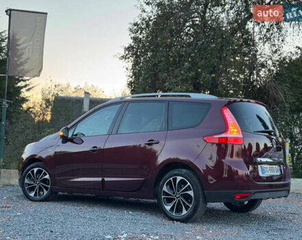 Красный Рено Гранд Сценик, объемом двигателя 1.5 л и пробегом 202 тыс. км за 9350 $, фото 44 на Automoto.ua