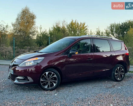 Красный Рено Гранд Сценик, объемом двигателя 1.5 л и пробегом 202 тыс. км за 9350 $, фото 21 на Automoto.ua