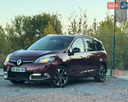 Красный Рено Гранд Сценик, объемом двигателя 1.5 л и пробегом 202 тыс. км за 9350 $, фото 19 на Automoto.ua