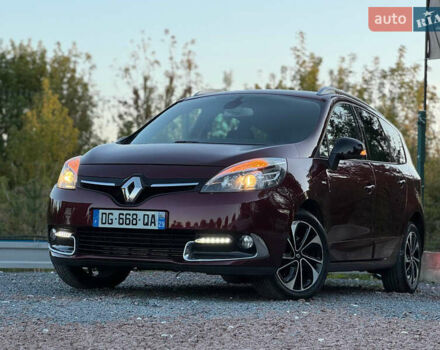 Красный Рено Гранд Сценик, объемом двигателя 1.5 л и пробегом 202 тыс. км за 9350 $, фото 1 на Automoto.ua