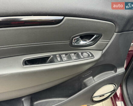 Червоний Рено Гранд Сценік, об'ємом двигуна 1.5 л та пробігом 181 тис. км за 10400 $, фото 20 на Automoto.ua