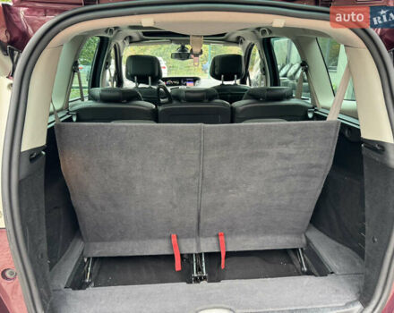 Червоний Рено Гранд Сценік, об'ємом двигуна 1.5 л та пробігом 181 тис. км за 10400 $, фото 36 на Automoto.ua