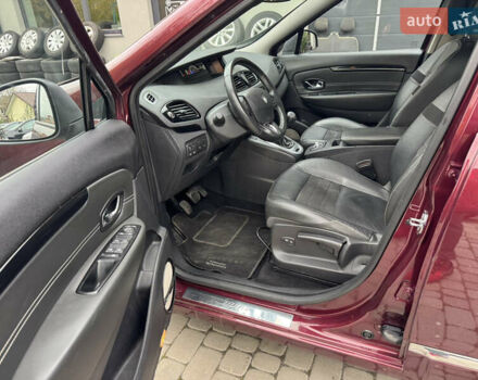 Червоний Рено Гранд Сценік, об'ємом двигуна 1.5 л та пробігом 181 тис. км за 10400 $, фото 19 на Automoto.ua