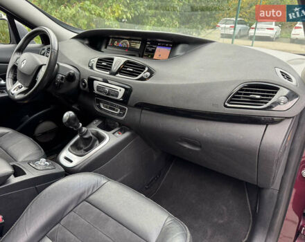 Червоний Рено Гранд Сценік, об'ємом двигуна 1.5 л та пробігом 181 тис. км за 10400 $, фото 15 на Automoto.ua