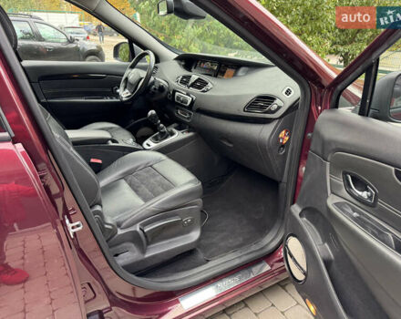 Червоний Рено Гранд Сценік, об'ємом двигуна 1.5 л та пробігом 181 тис. км за 10400 $, фото 11 на Automoto.ua