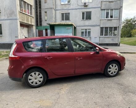 Красный Рено Гранд Сценик, объемом двигателя 1.9 л и пробегом 286 тыс. км за 5450 $, фото 7 на Automoto.ua