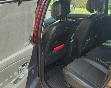 Червоний Рено Гранд Сценік, об'ємом двигуна 1.5 л та пробігом 186 тис. км за 8900 $, фото 11 на Automoto.ua