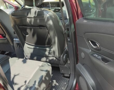 Червоний Рено Гранд Сценік, об'ємом двигуна 1.5 л та пробігом 186 тис. км за 8900 $, фото 13 на Automoto.ua