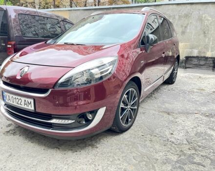 Червоний Рено Гранд Сценік, об'ємом двигуна 1.5 л та пробігом 220 тис. км за 8900 $, фото 2 на Automoto.ua