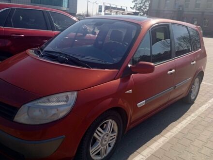 Красный Рено Гранд Сценик, объемом двигателя 2 л и пробегом 400 тыс. км за 4900 $, фото 1 на Automoto.ua