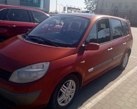 Красный Рено Гранд Сценик, объемом двигателя 2 л и пробегом 400 тыс. км за 4900 $, фото 1 на Automoto.ua