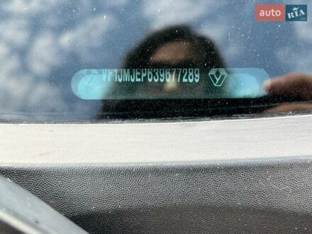 Рено Гранд Сценик 2008 в Староконстантинов на Automoto.ua Красный Рено Гранд Сценик, объемом двигателя 1.5 л и пробегом 249 тыс. км за 5800 $, фото 1 на Automoto.ua