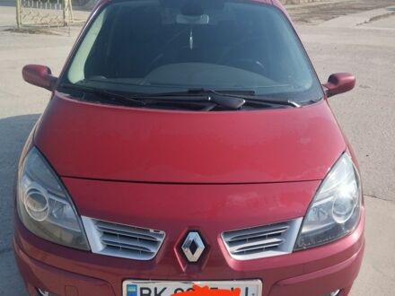 Рено Гранд Сценік 2009 у Вараш (Кузнецовськ) на Automoto.ua Червоний Рено Гранд Сценік, об'ємом двигуна 0 л та пробігом 290 тис. км за 5300 $, фото 1 на Automoto.ua