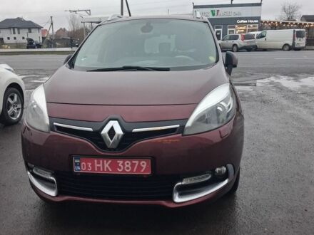 Красный Рено Гранд Сценик, объемом двигателя 0 л и пробегом 217 тыс. км за 11000 $, фото 1 на Automoto.ua