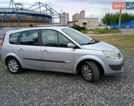 Рено Гранд Сценик, объемом двигателя 1.9 л и пробегом 340 тыс. км за 3000 $, фото 4 на Automoto.ua