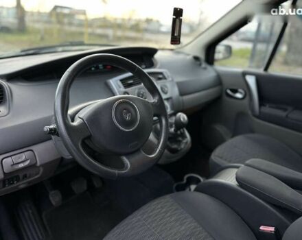 Рено Гранд Сценік, об'ємом двигуна 2 л та пробігом 211 тис. км за 5600 $, фото 19 на Automoto.ua