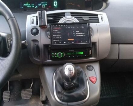 Рено Гранд Сценік, об'ємом двигуна 2 л та пробігом 325 тис. км за 4700 $, фото 6 на Automoto.ua